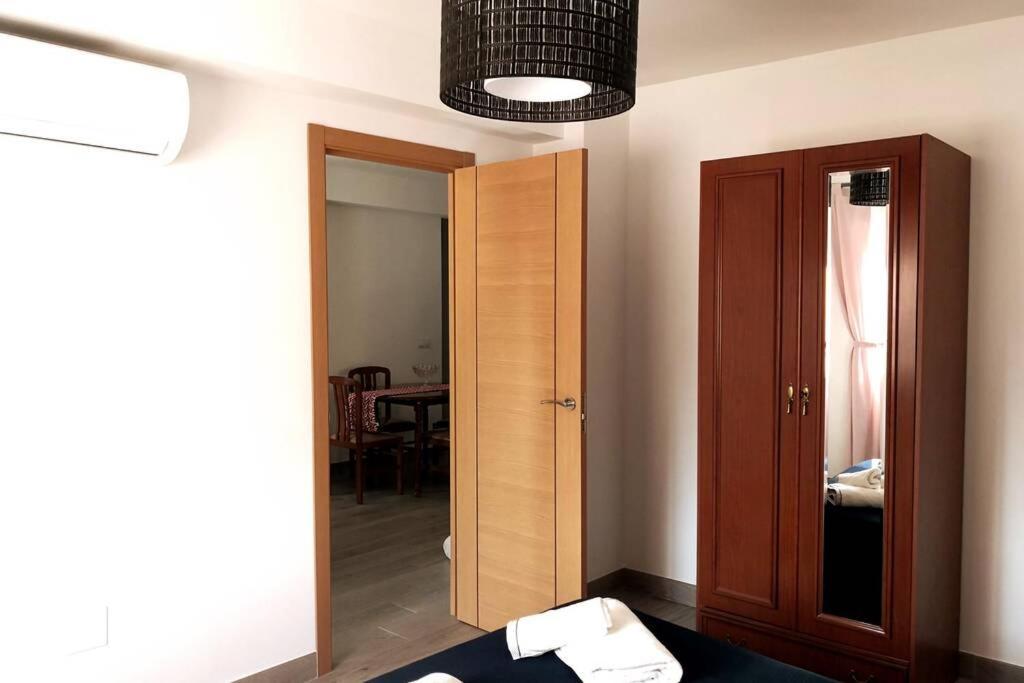 Confortable Y Luminoso Piso 5 Camas Apartamento